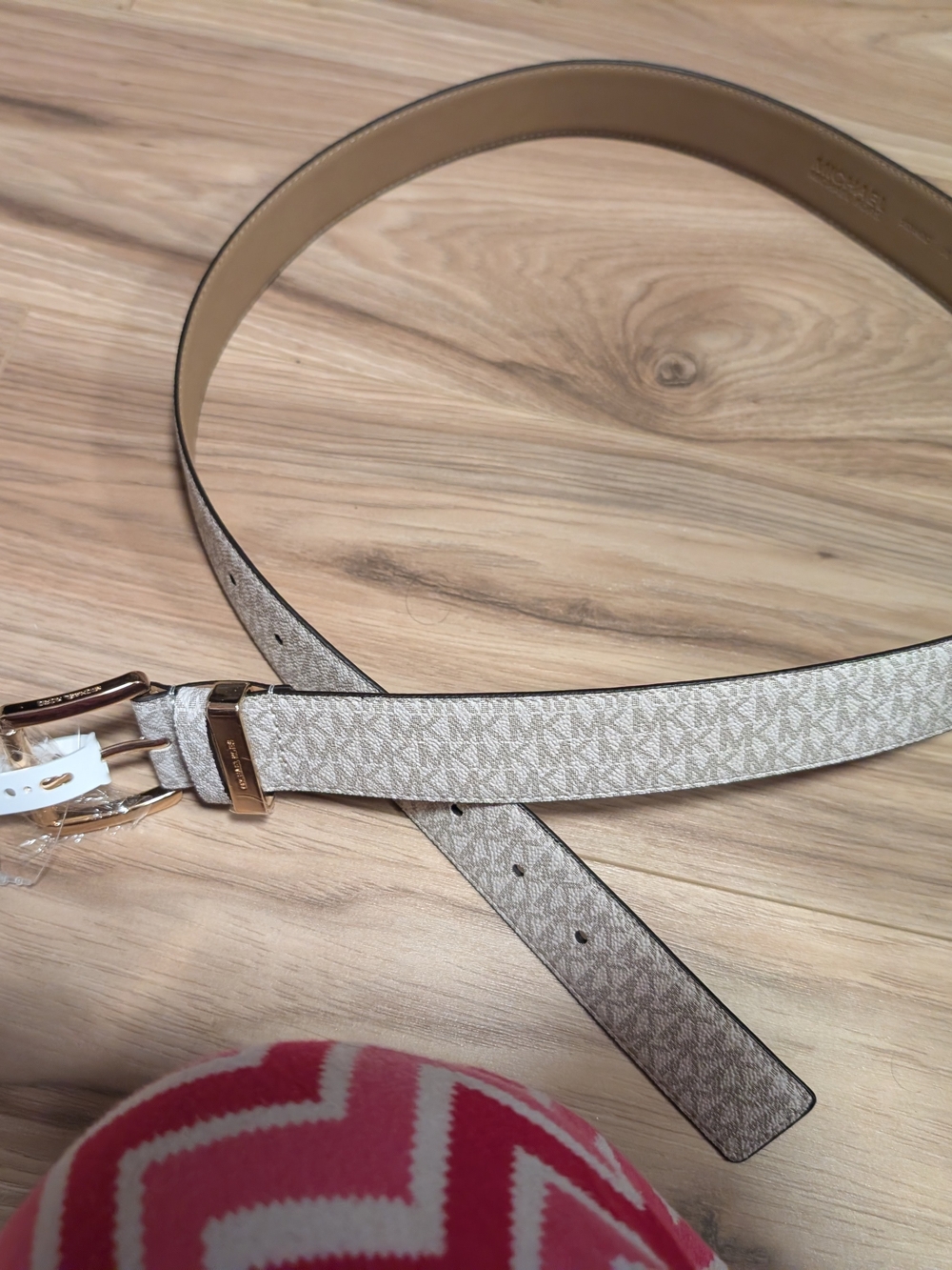 Michael Kors Reversible Signature Logo Belt in Vanilla/Gold